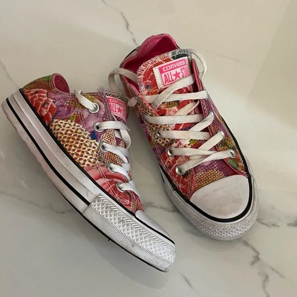 Converse Women's Chuck Taylor All Star Digital Floral Ox Basketball Shoe - Picture 7 of 11